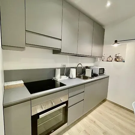 Loft 10 *